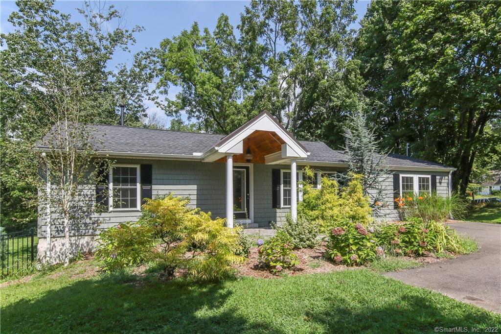 305 Boston Post Road Madison, CT 06443 - Photo 1 of 1 Welcome home!