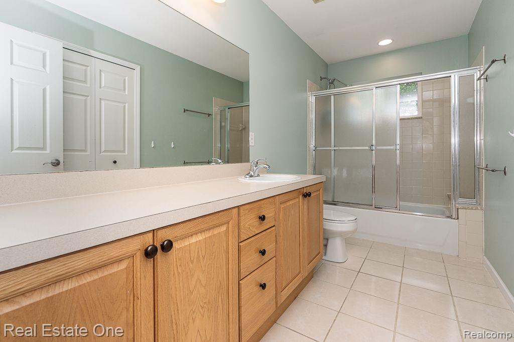 2817 Long Meadow Lane Rochester Hills, MI 48307 - Photo 26 of 57