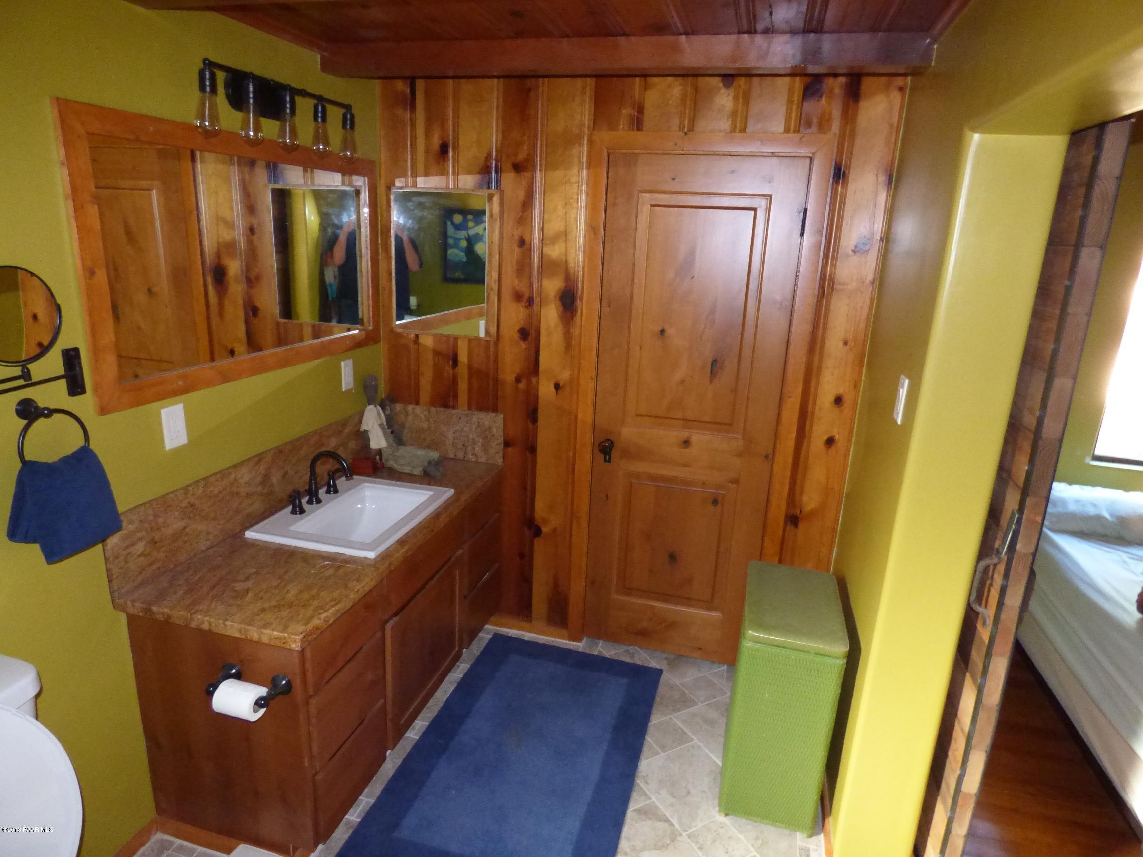 4774 South Arizona Road Prescott, AZ 86303 - Photo 18 of 32 Master Bath