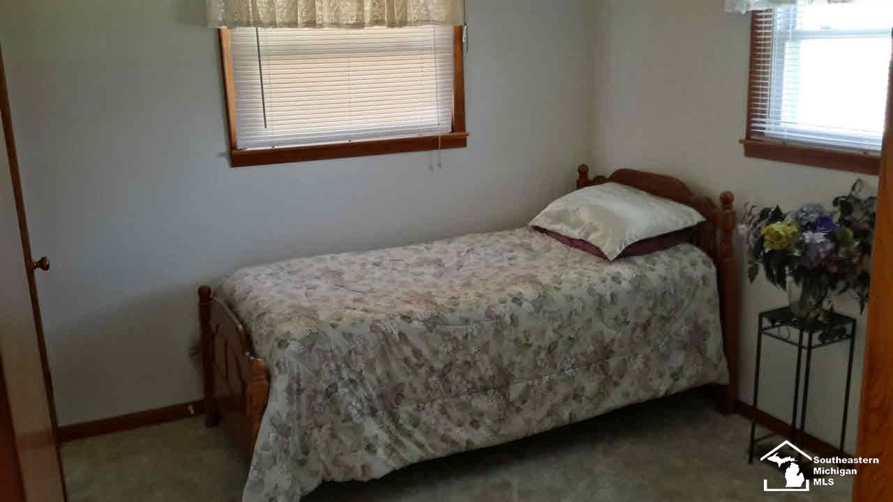 15426 Dayton Road Monroe, MI 48161 - Photo 10 of 14