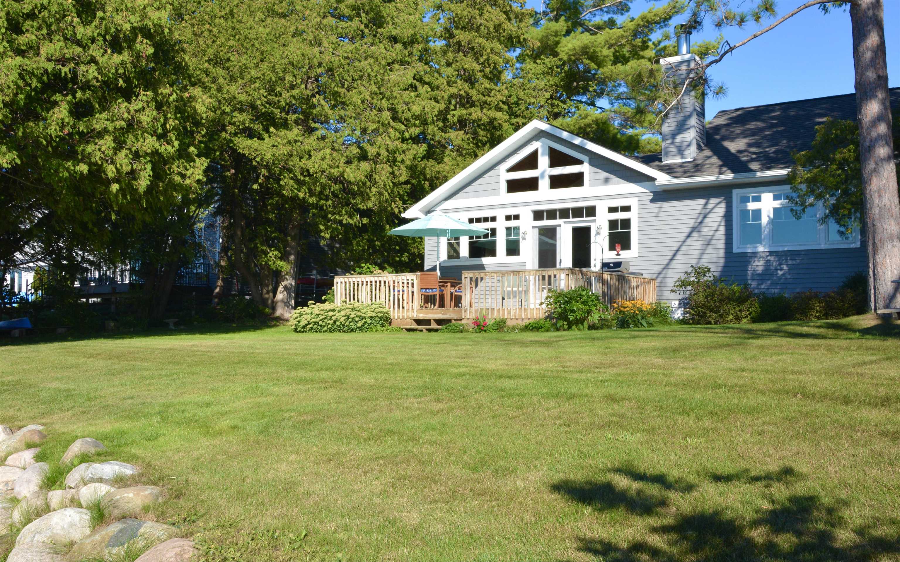 8950 South Sunnyview Road Traverse City, MI 49684 - Photo 6 of 46 1904594-5.JPG