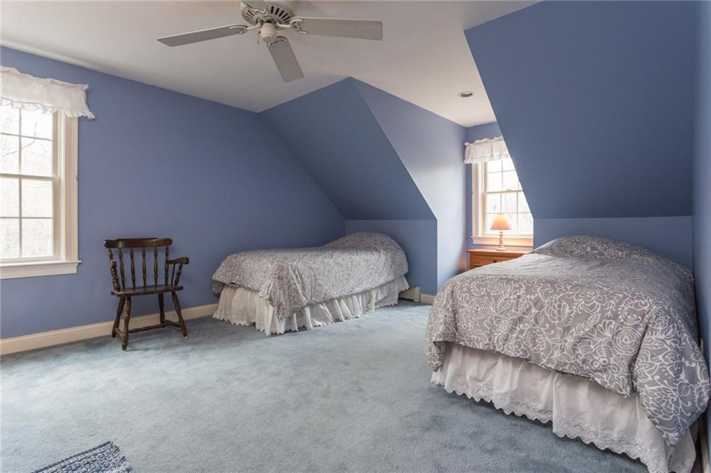23 Lynch Lane Kittery Point, ME 03905 - Photo 27 of 34 Second floor Bedroom 3