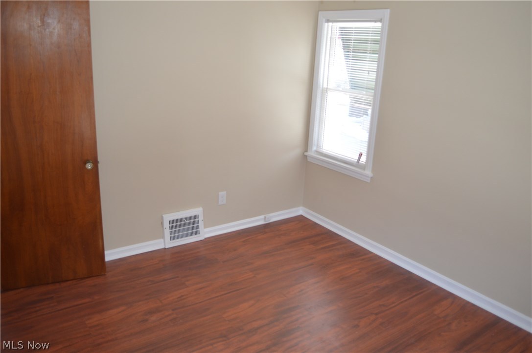 5667 Wellington Road Cleveland, OH 44124 - Photo 22 of 27 Gallery Image 22