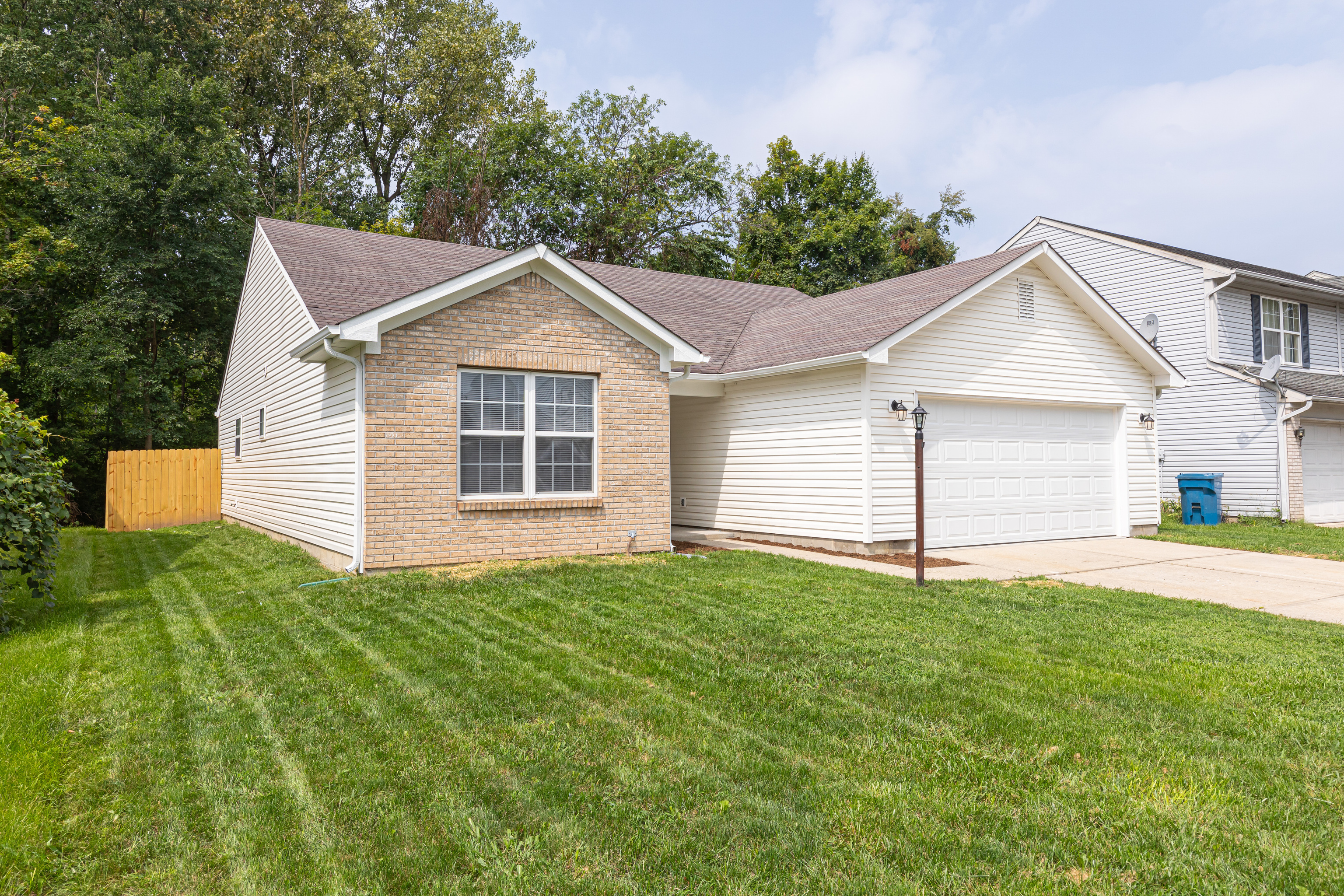 5310 Melbourne Road Indianapolis, IN 46228 - Photo 2 of 26 Gallery Image 2