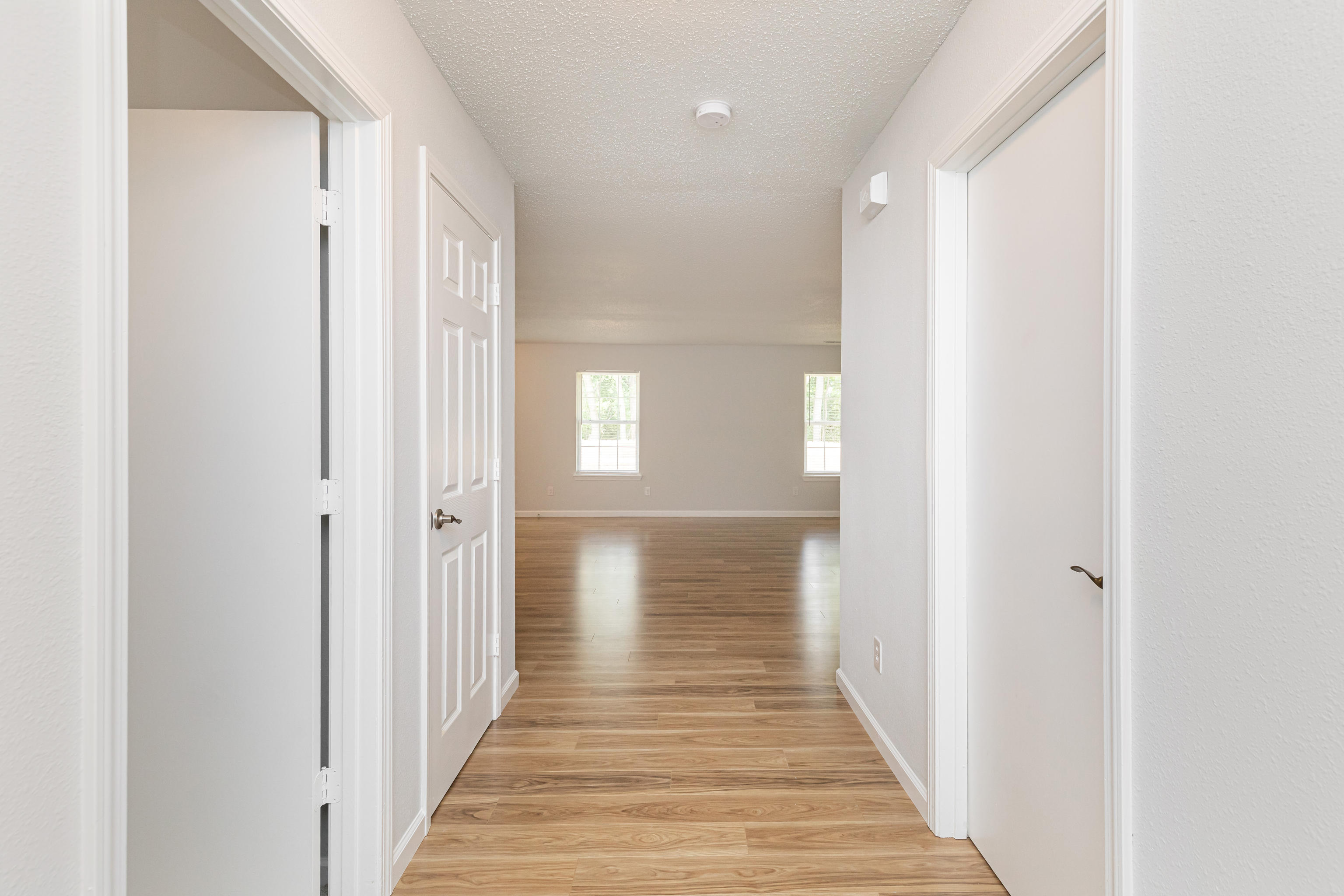 5310 Melbourne Road Indianapolis, IN 46228 - Photo 4 of 26 Gallery Image 4