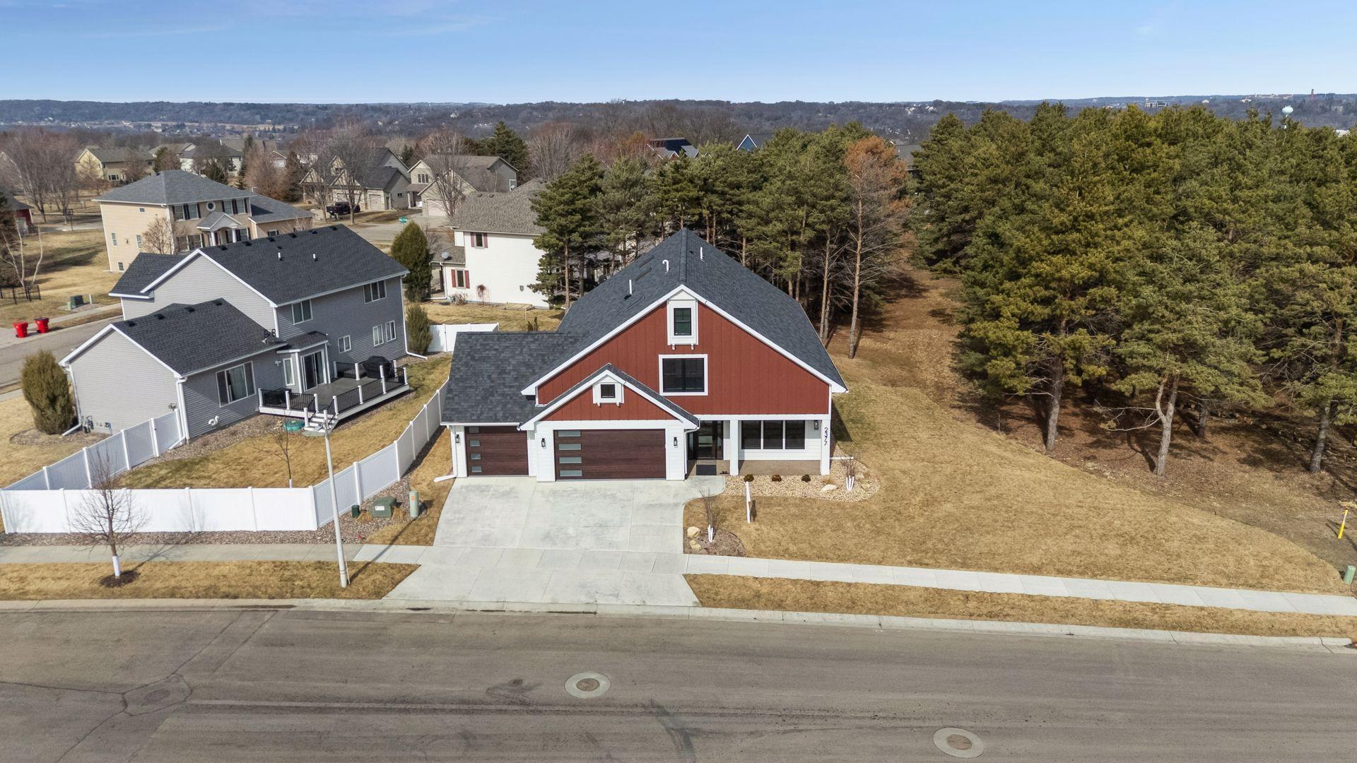 2377 Ponderosa Drive Southwest Rochester, MN 55902 - Photo 2 of 69