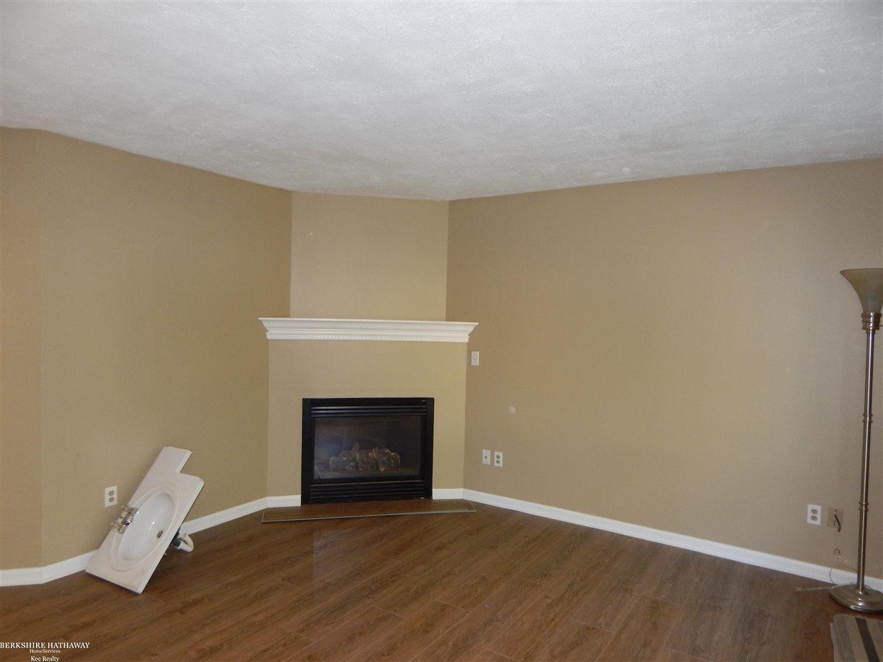 1567 Streamwood Court, Unit 55 Rochester, MI 48307 - Photo 4 of 17
