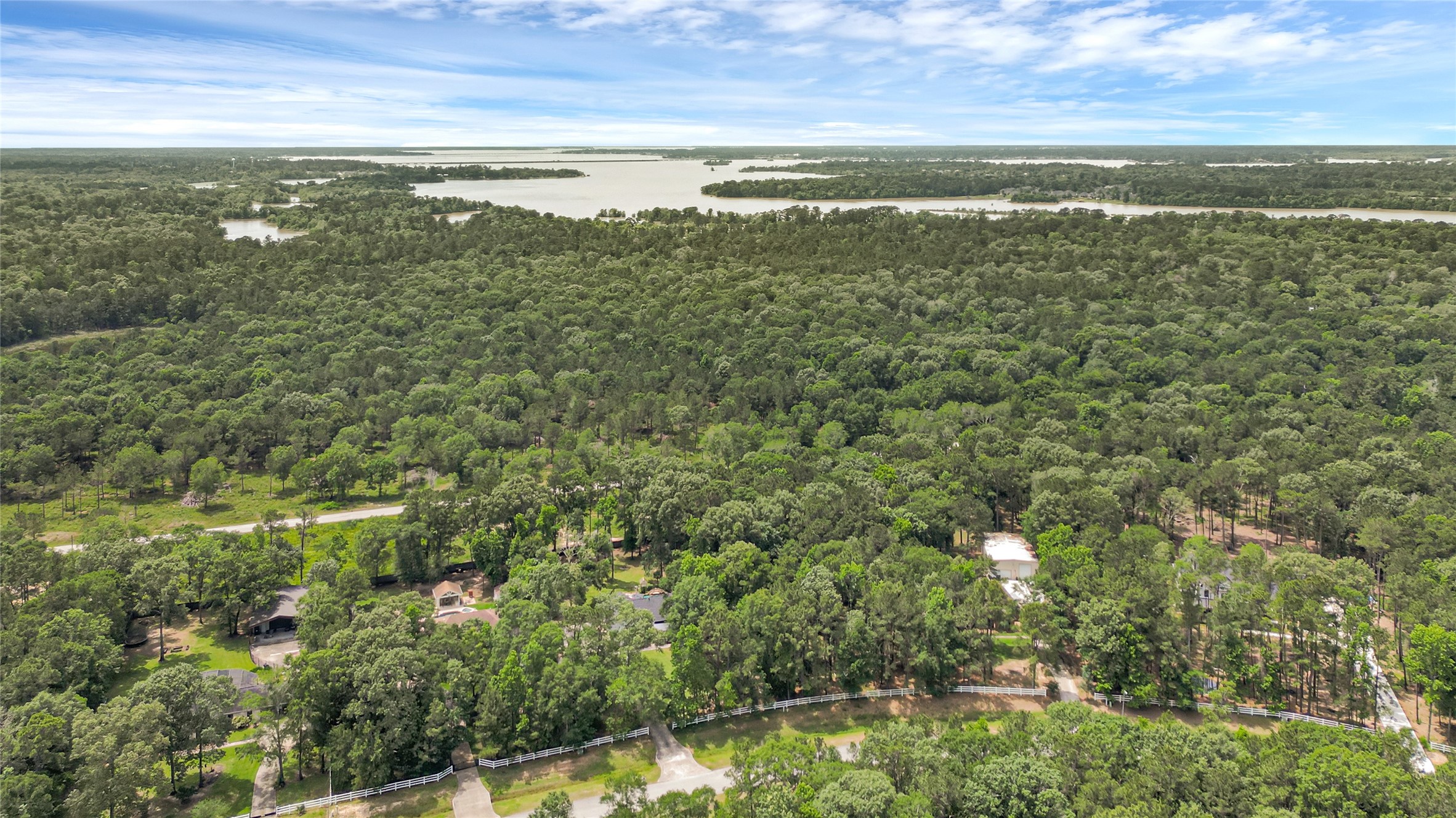 1030 South Commons View Drive Houston, TX 77336 - Photo 13 of 14