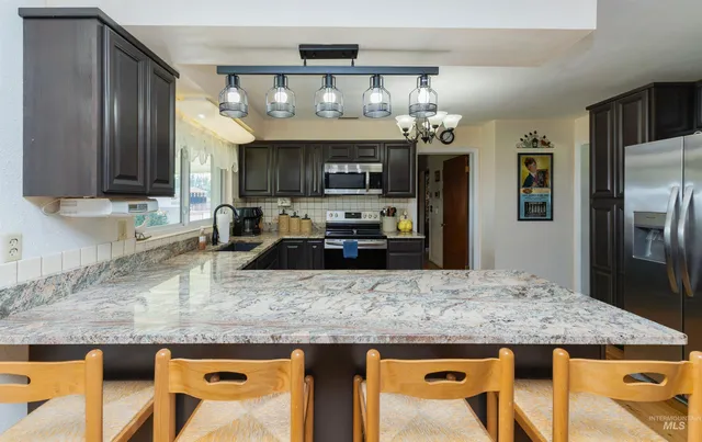 $889,000 | 21474 Ustick Road, Caldwell, ID 83607