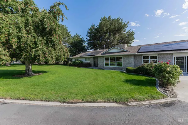 $889,000 | 21474 Ustick Road, Caldwell, ID 83607