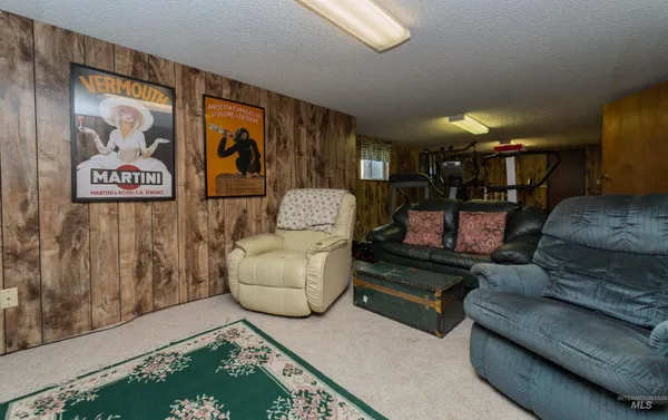 $889,000 | 21474 Ustick Road, Caldwell, ID 83607