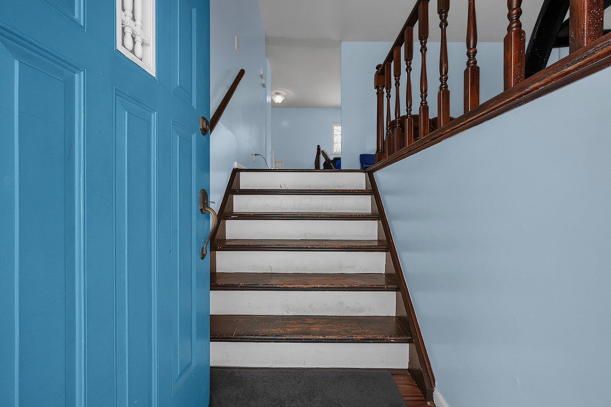 390 Lincolnshire Road Columbus, OH 43230 - Photo 4 of 32 4-web-or-mls-390-lincolnshire-rd