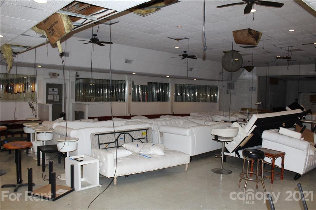 4809 Wilkinson Boulevard Charlotte, NC 28208 - Photo 3 of 4