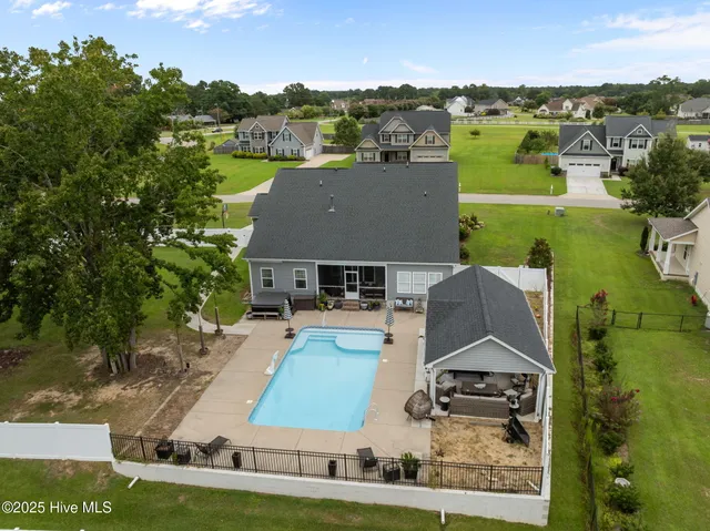 $639,900 | 310 Porter Mills Road, Greenville, NC 27858