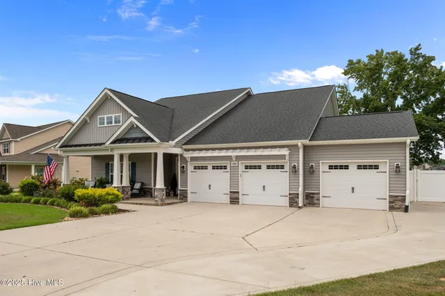 $639,900 | 310 Porter Mills Road, Greenville, NC 27858