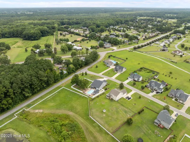 $639,900 | 310 Porter Mills Road, Greenville, NC 27858