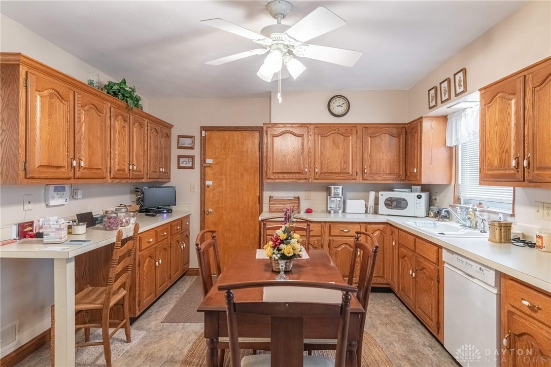 201 West Stroop Road Kettering, OH 45429 - Photo 8 of 25 Gallery Image 8