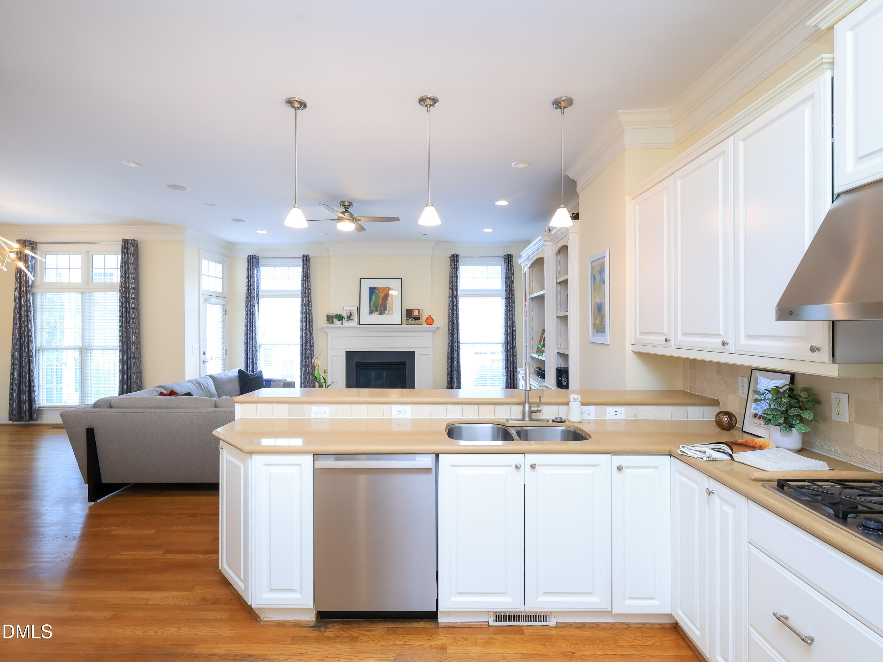 3925 Bentley Brook Drive Raleigh, NC 27612 - Photo 21 of 51 Kitchen