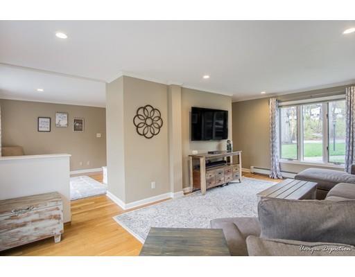 13 Wildwood Road Andover, MA 01810 - Photo 11 of 30 Gallery Image 11