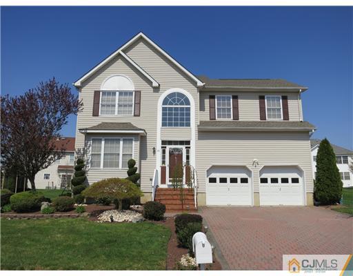 16 Lexington Road Monmouth Junction, NJ 08852 - Photo 1 of 18 Gallery Image 1