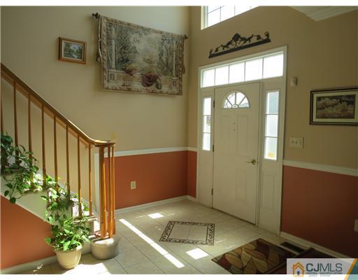 16 Lexington Road Monmouth Junction, NJ 08852 - Photo 2 of 18 Gallery Image 2