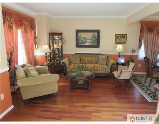 16 Lexington Road Monmouth Junction, NJ 08852 - Photo 3 of 18 Gallery Image 3