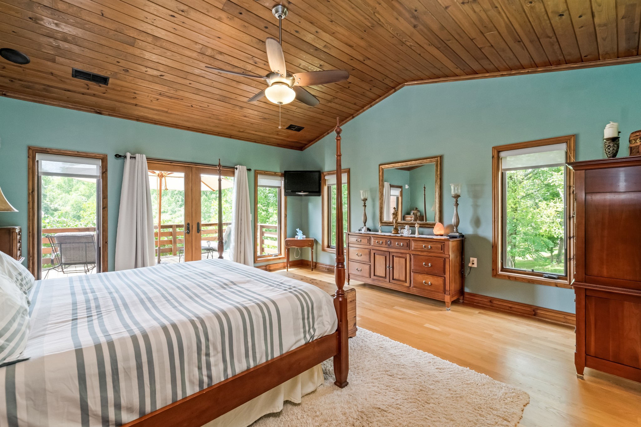5564 Pinewood Road Franklin, TN 37064 - Photo 17 of 69 a spacious bedroom with a large bed and a large window