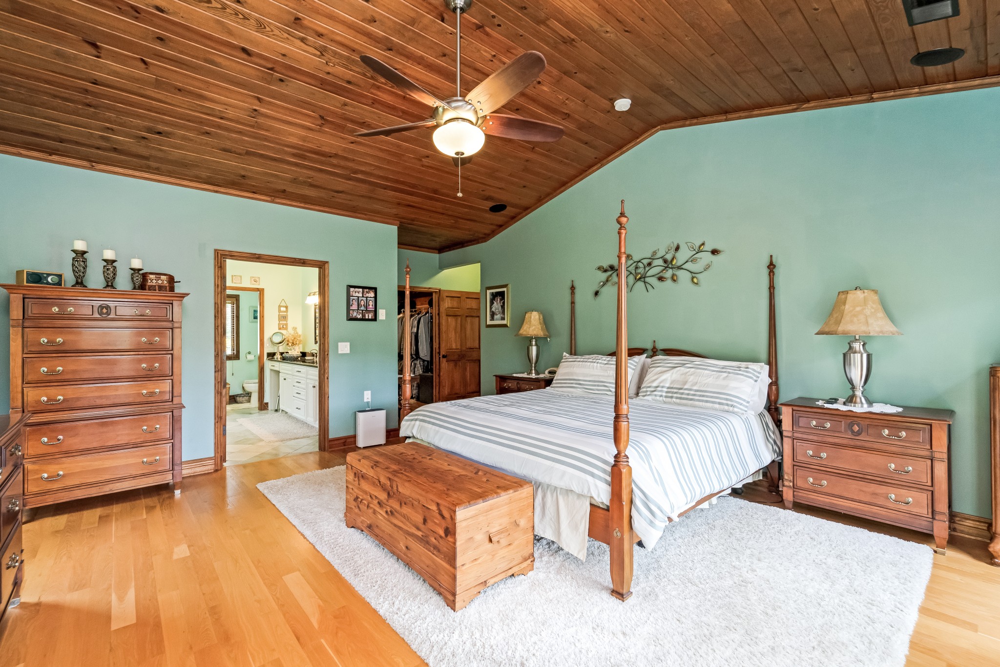 5564 Pinewood Road Franklin, TN 37064 - Photo 18 of 69 a spacious bedroom with a bed and a walk in closet