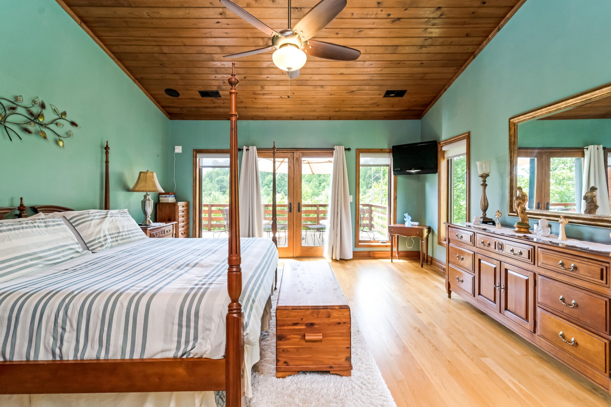 5564 Pinewood Road Franklin, TN 37064 - Photo 19 of 69 a bedroom with a large bed and a large window