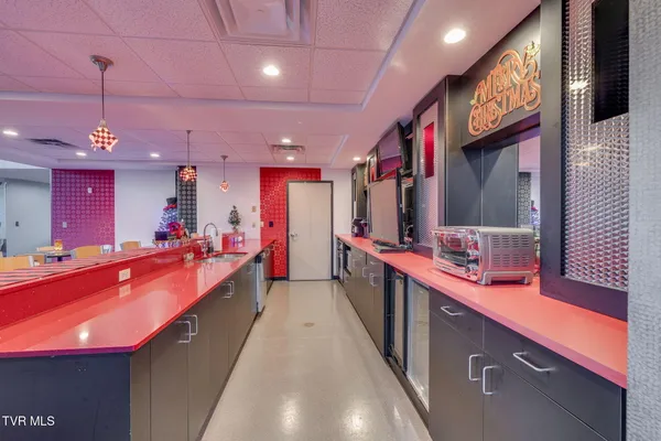 $333,900 | 120 Raceday Center Drive, Unit 604, Bristol, TN 37620