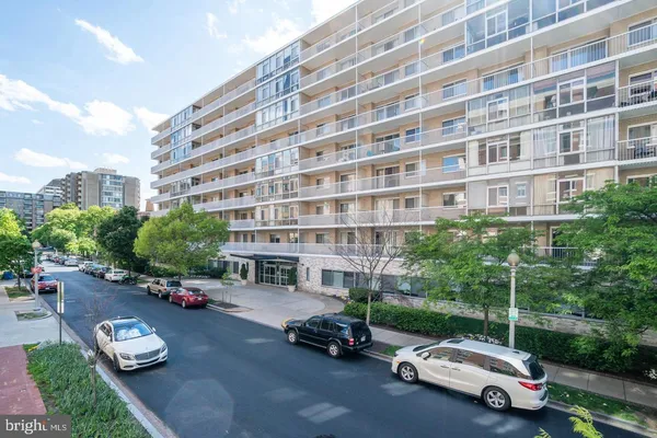 $2,495 | 730 24th Street Northwest, Unit 709, Washington, DC 20037