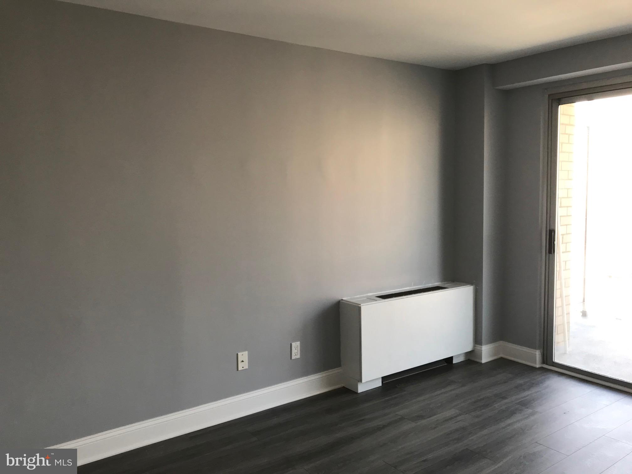 730 24th Street Northwest, Unit 709 Washington, DC 20037 - Photo 14 of 19 Living room