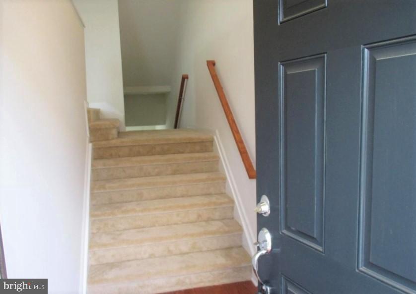 19 Eagle Lane Malvern, PA 19355 - Photo 3 of 20 a view of entryway