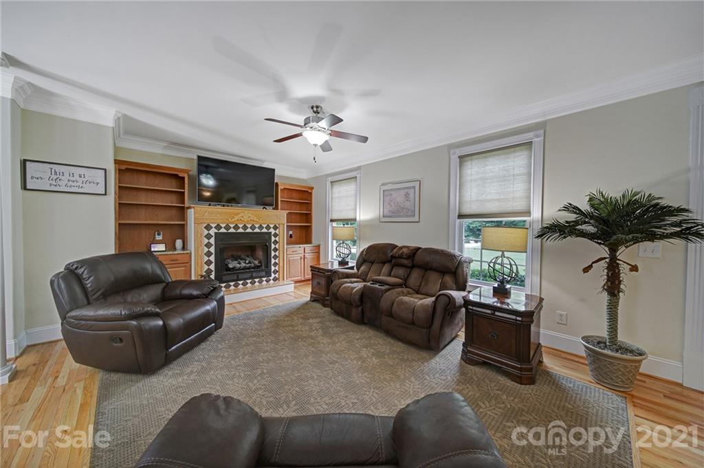 1021 Riddle Oak Lane Clover, SC 29710 - Photo 14 of 48 Gallery Image 14
