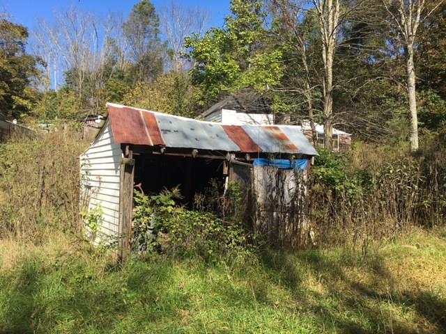 191 Hoovers Run Road Holbrook, PA 15341 - Photo 6 of 17