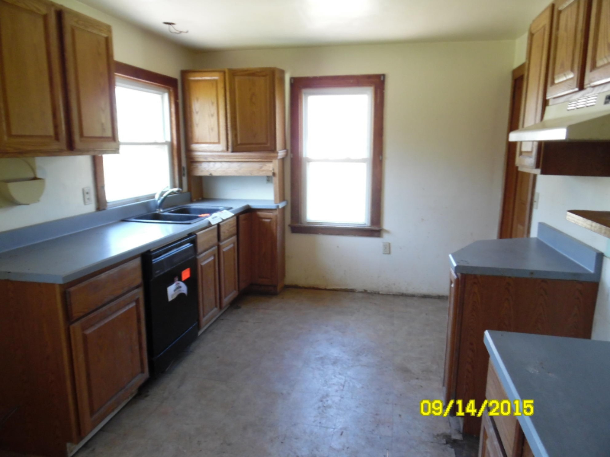 4600 Blackman Road Jackson, MI 49201 - Photo 6 of 11 SAM_6250