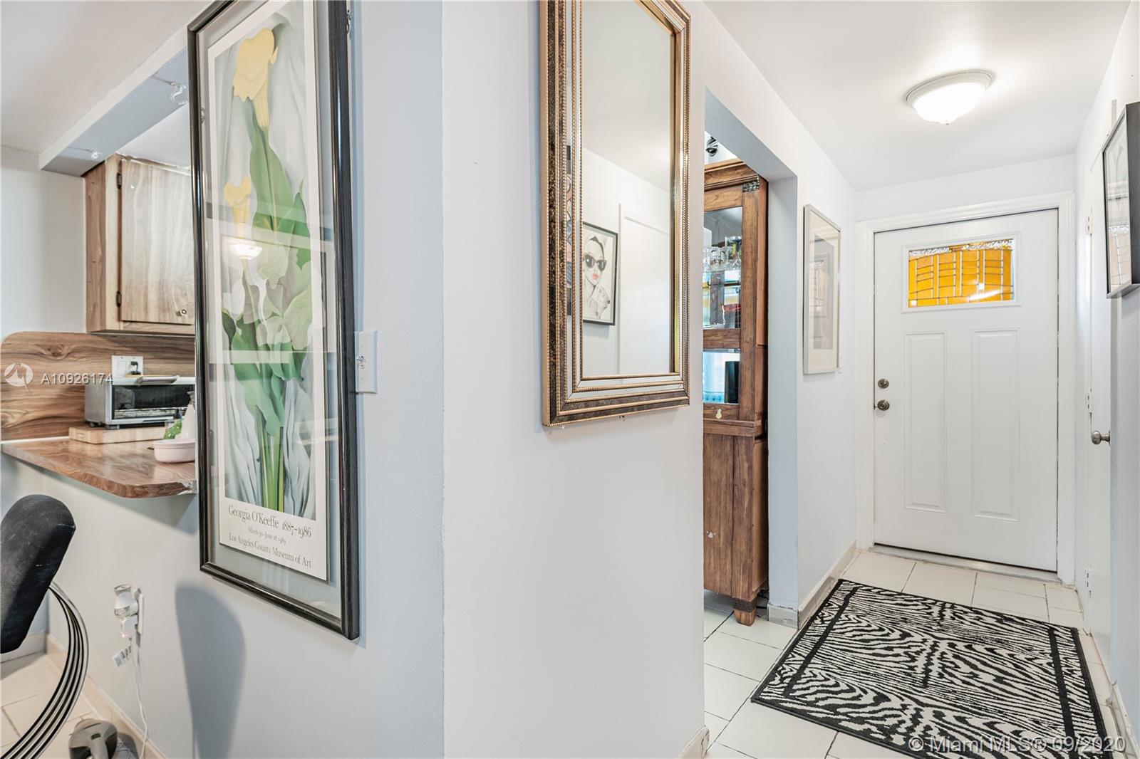 421 Northwest 109th Avenue, Unit 3B Miami, FL 33172 - Photo 3 of 23