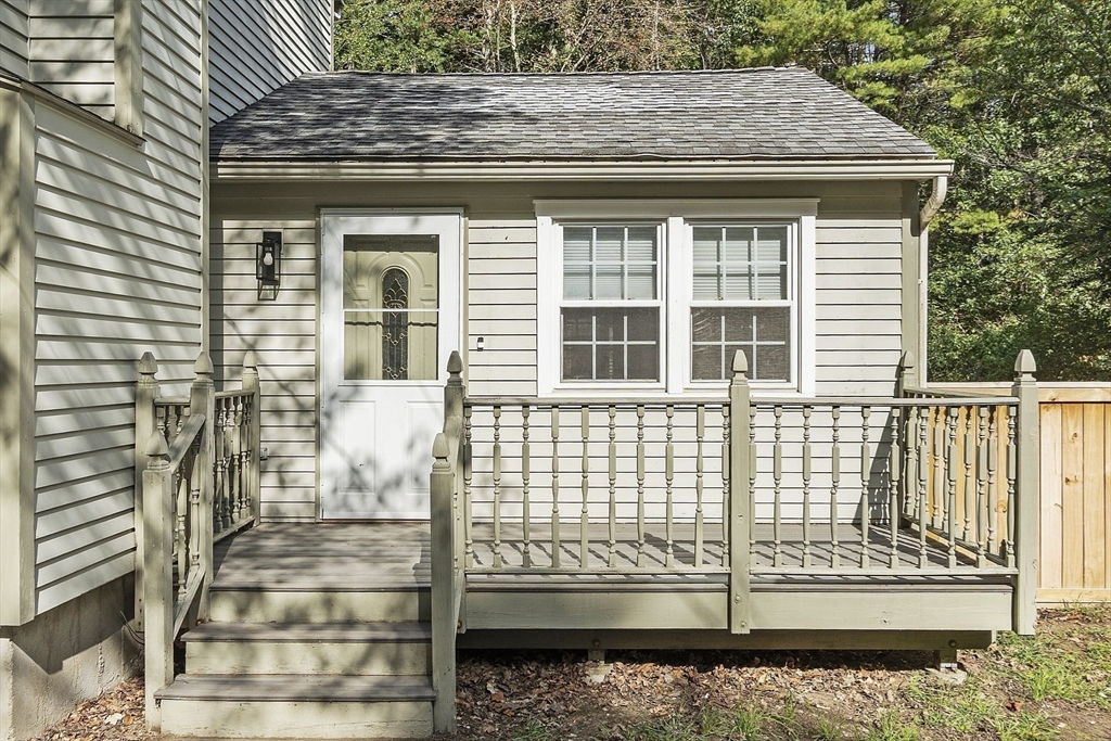 6 Shirley Road Townsend, MA 01469 - Photo 4 of 42