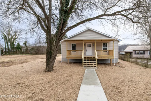 $330,000 | 131 Lancaster Road, Oak Ridge, TN 37830