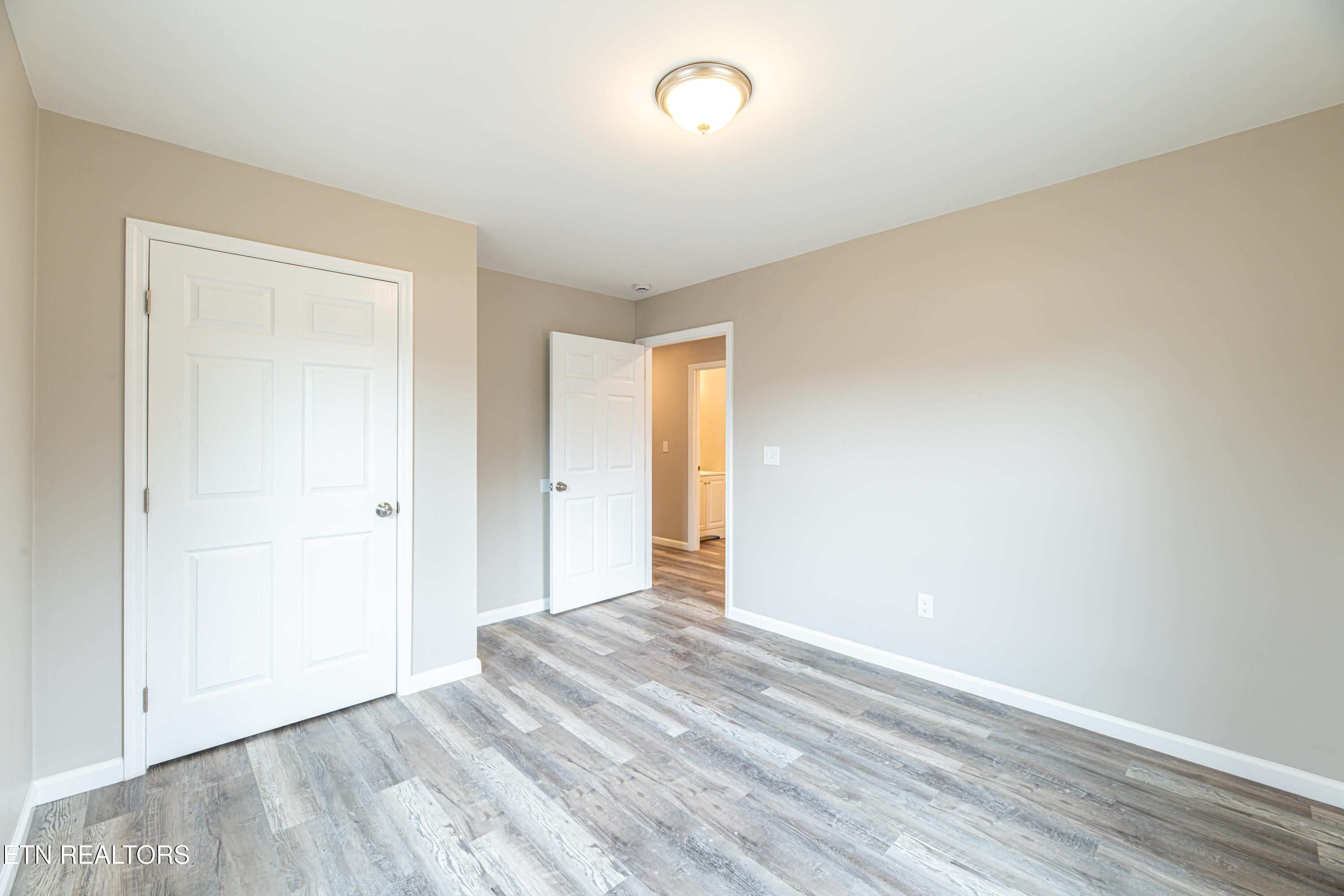 131 Lancaster Road Oak Ridge, TN 37830 - Photo 15 of 22 4E3FB4EF-2EC5-4661-A93C-EE24B2657FAE