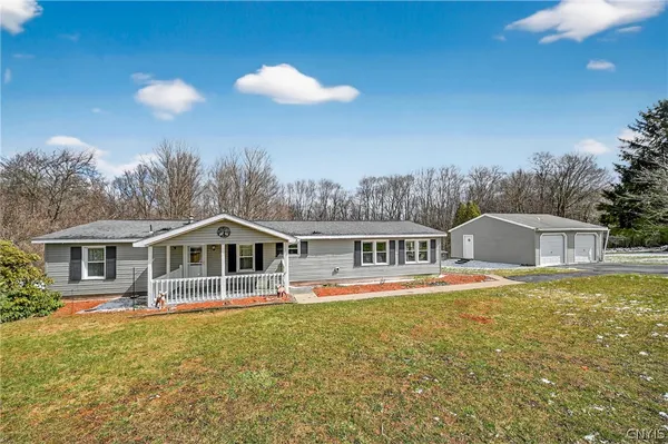 $229,900 | 446 Kingdom Road, Volney, NY 13126