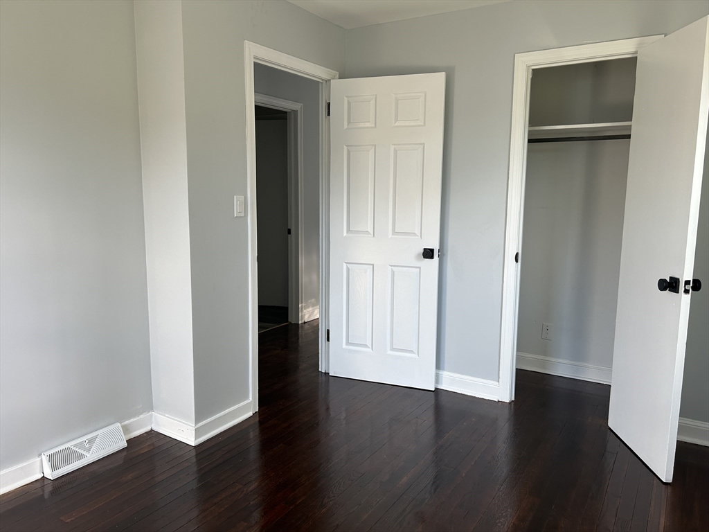 152 Cottage Road Enfield, CT 06082 - Photo 15 of 23