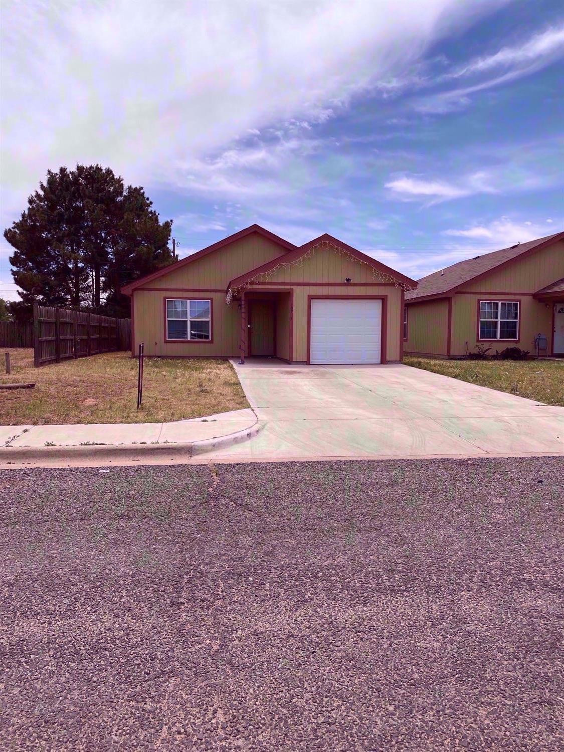 109 80th Street Lubbock, TX 79404 - Photo 2 of 18 Photo 1