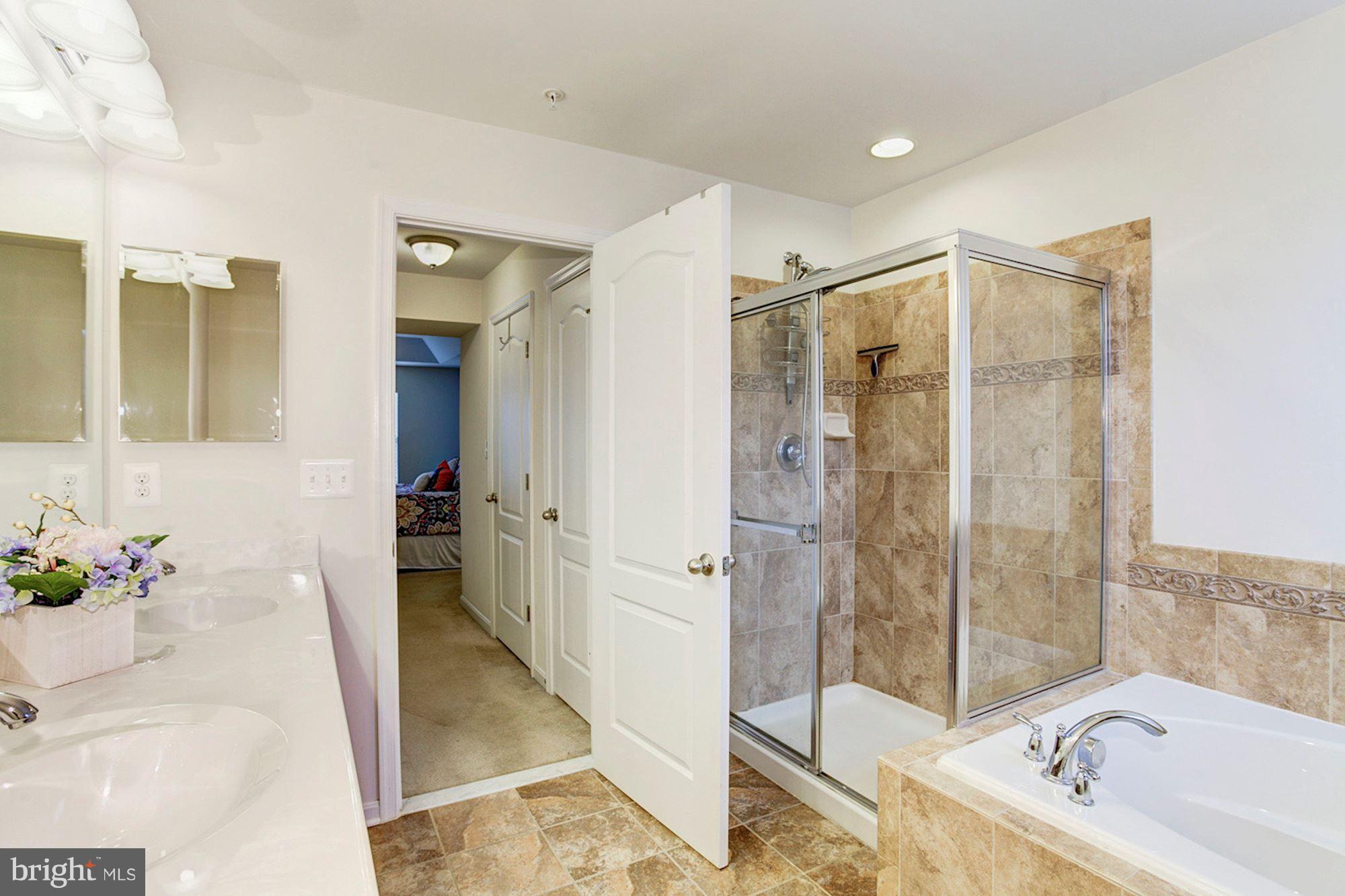 801 Salvatore Road Baltimore, MD 21220 - Photo 16 of 30 Bath (Master)