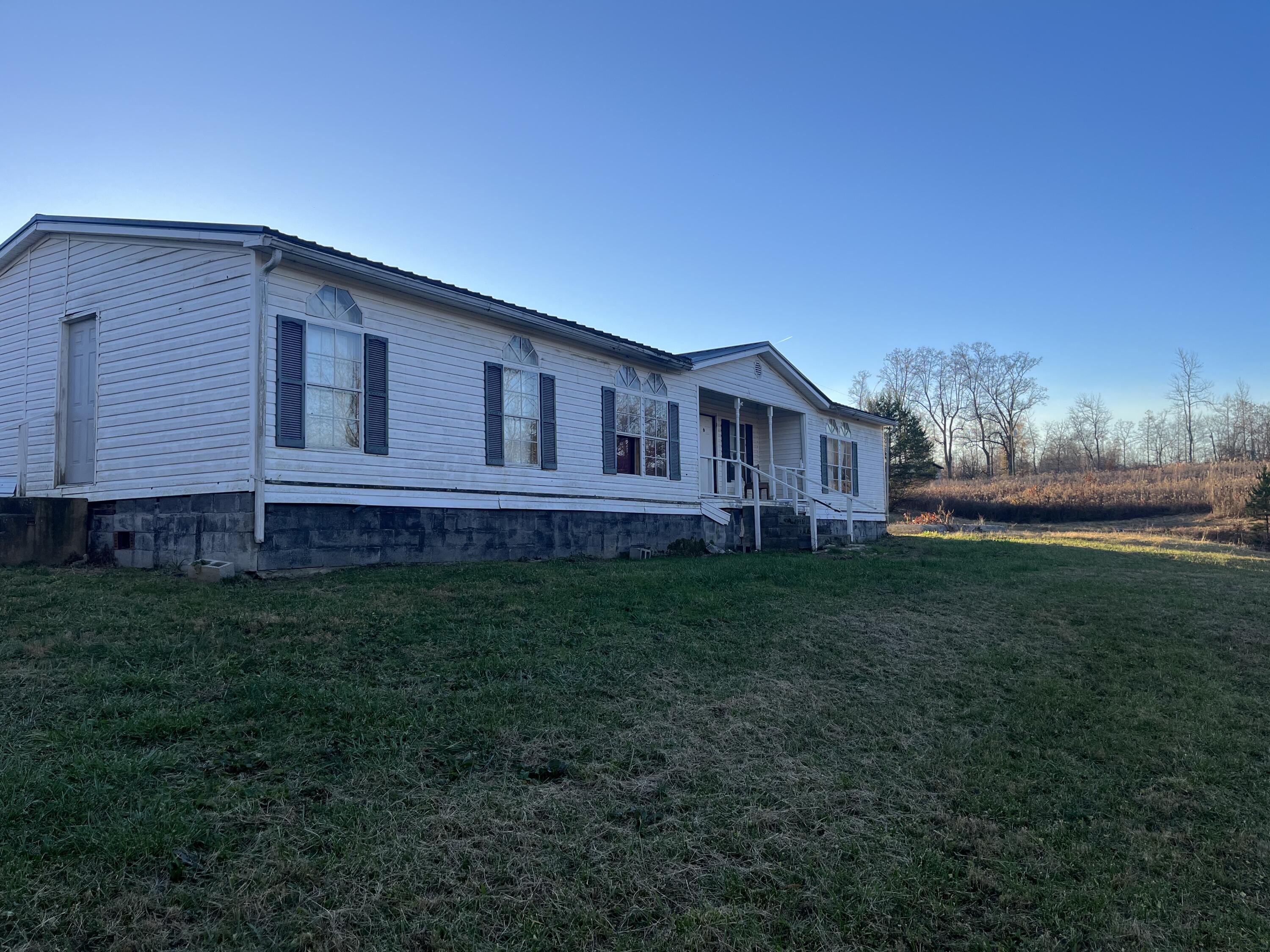 391 Ken Hyden Road Williamsburg, KY 40769 - Photo 3 of 26 IMG_3903