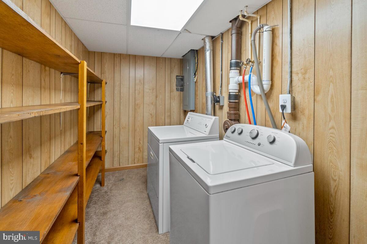 10544 Stull Road Thurmont, MD 21788 - Photo 34 of 54 Laundry room