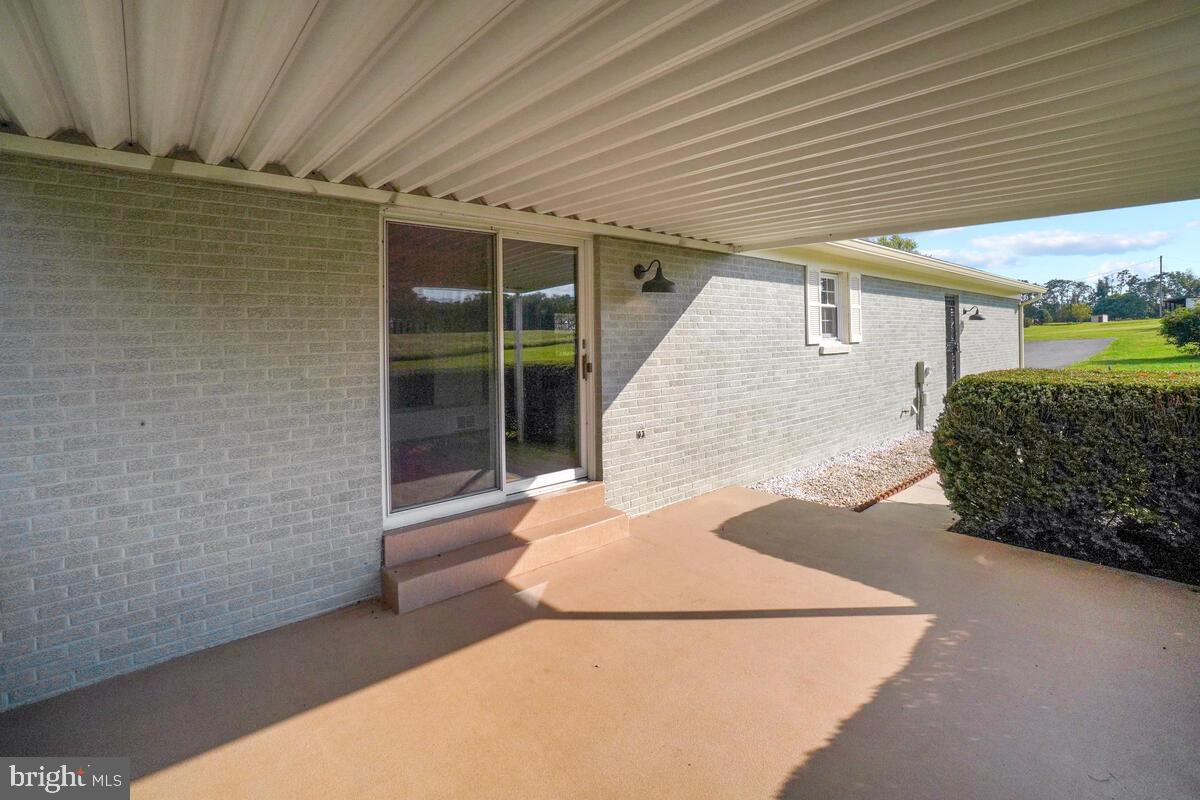 10544 Stull Road Thurmont, MD 21788 - Photo 41 of 54 Covered porch