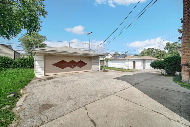 $625,000 | 1306 36th Avenue, Melrose Park, IL 60160