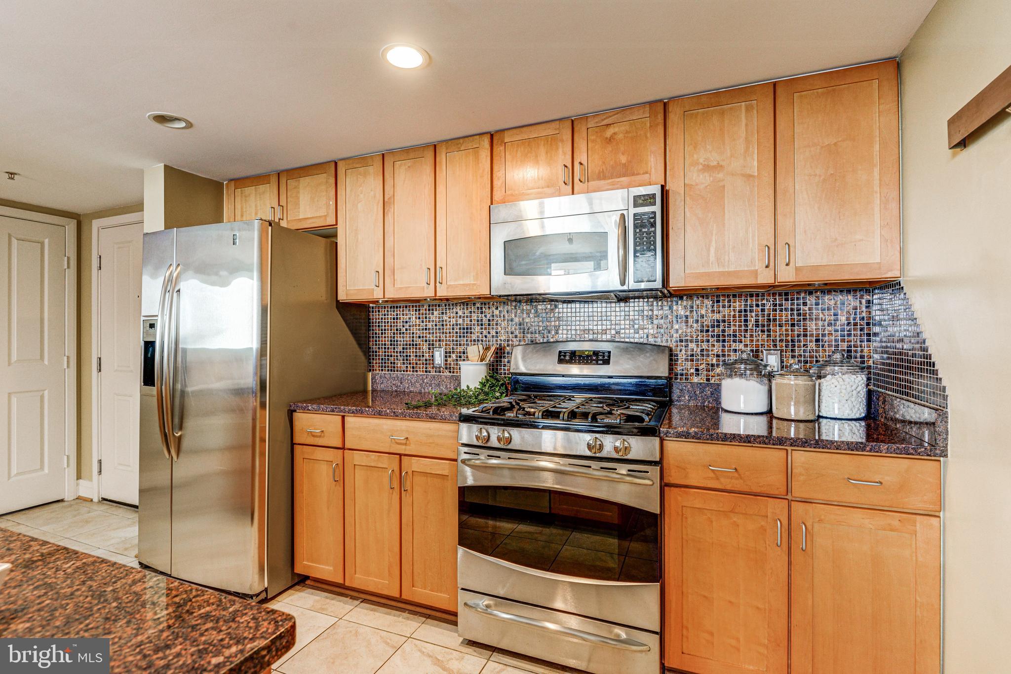 414 Water Street, Unit 2315 Baltimore, MD 21202 - Photo 3 of 48