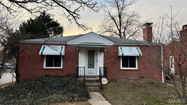 $184,900 | 1051 North And South Road, St. Louis, MO 63130